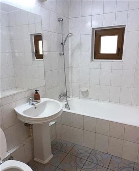 Vanzare Apartament 2 Camere Decomandat Eroii Revolutiei-Padesu - 3