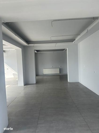 Campina - ultracentral - Spatiu comercial - 96mp - 8000 Lei/Luna - 10