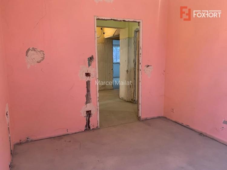 Apartament cu 3 camere, decomandat, zona Iosefin