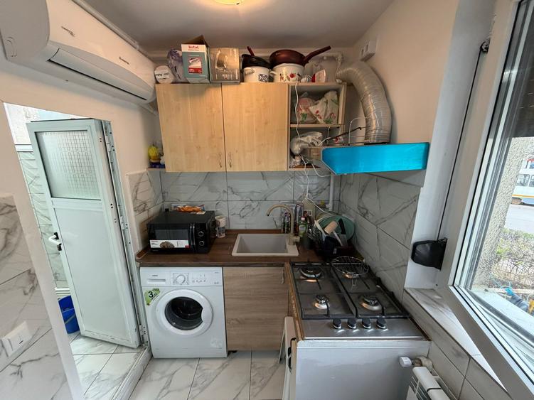 Garsoniera Titan Etaj 1 Bloc 1975 Reabilitat Instalatii Schimbate 15 Min Metrou - 4