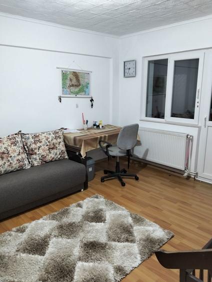 Vand Garsoniera/Apartament cu o camera - 1