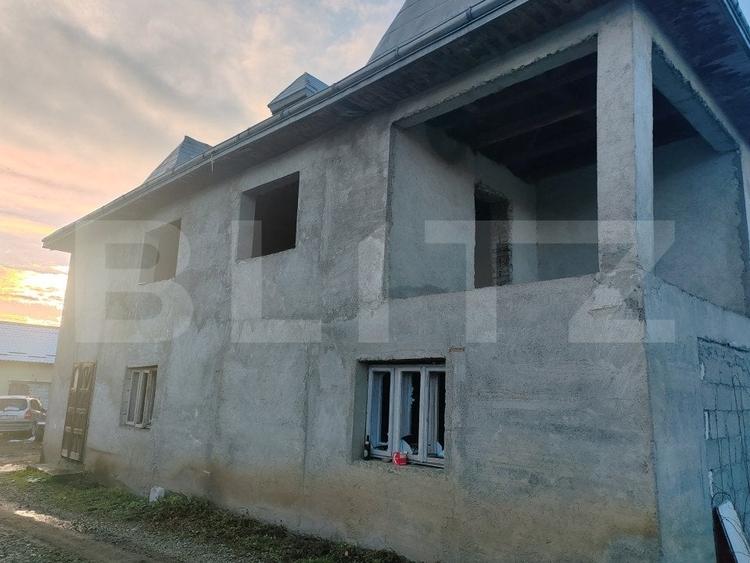 Casa la rosu, 4 camere, 143 mp, zona Burdujeni - 2