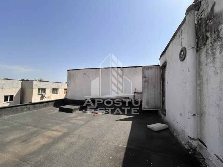 4 camere decomndat Pia?a Unirii | Terasa, parcare in c... - 3