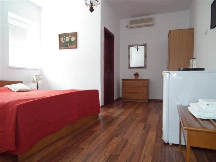 EFORIE SUD | PENSIUNE P+2 | 100M DE PLAJA - 6