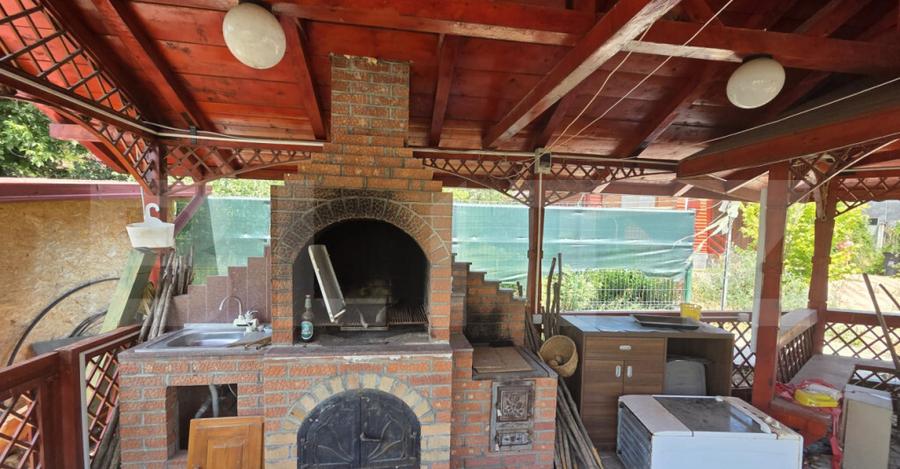 Casa de vacanca cu potential turistic, 1603 mp teren, Cernat - 11