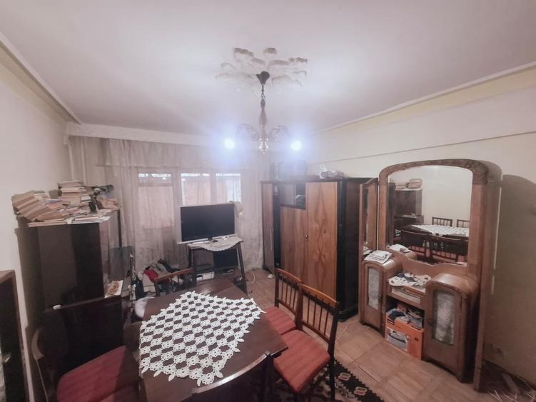 De vanzare  Apartamente 2 camere Orasul Targu Frumos central - 1