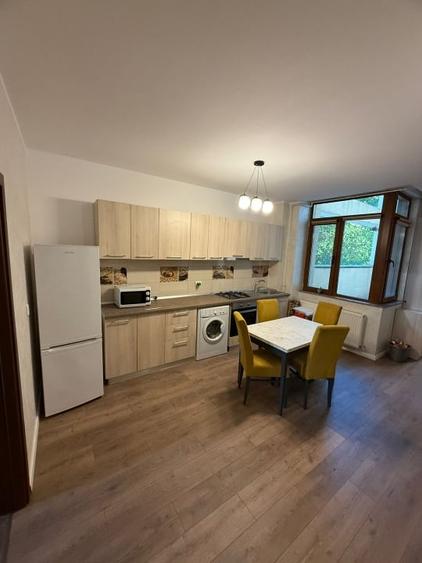 Inchiriere 3 camere zona tomis nord - 3