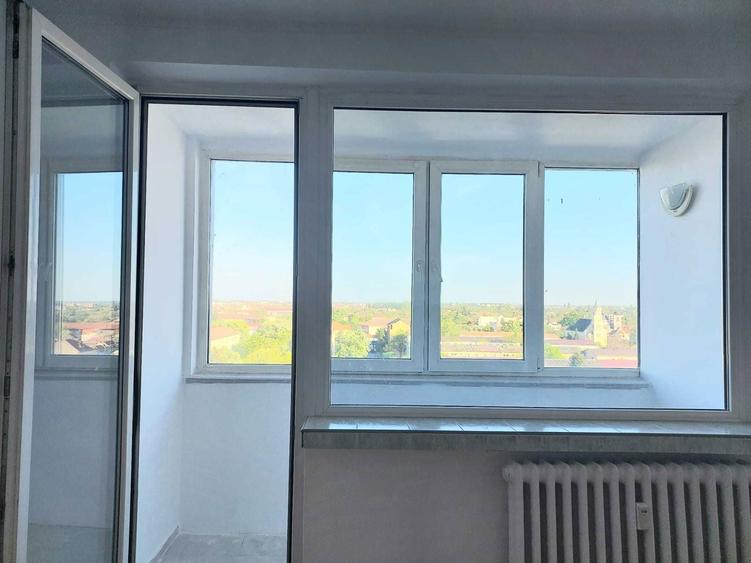 proprietar vand ap.3 camere, decomandate, Calea Sagului , etaj 9, 65 mp - 6