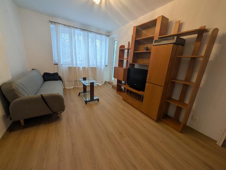 Apartament 3 Camere. 1 Mai-Domenii/Centrala Termica. - 2