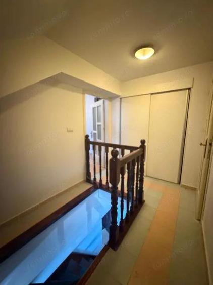 Apartament 3 camere , central , Radauti - 10