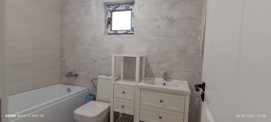 Berceni  , Str Oituz - 7