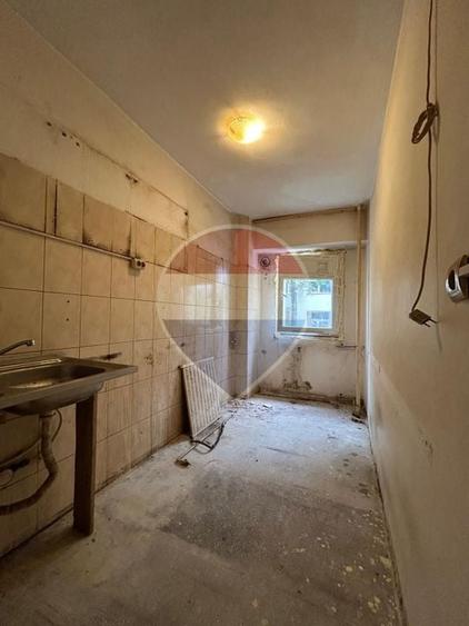 Vanzare Apartament 1 Camera 36mpu Bloc Anvelopat 1986 Metrou Dristor - 10