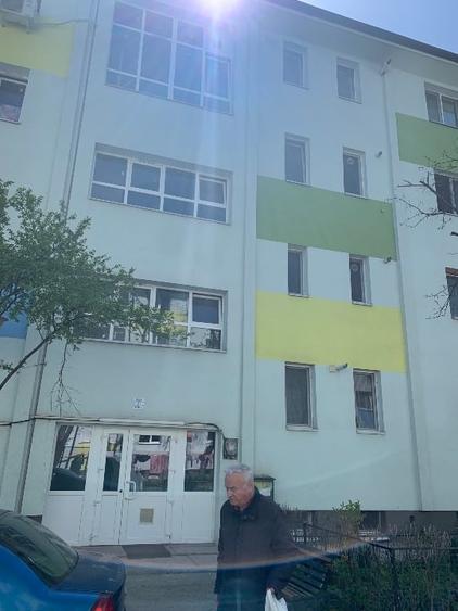 Vânzare 2 camere. Decomandat. Centrala termică. Et 3 din parter din 3 plus pod. - 1