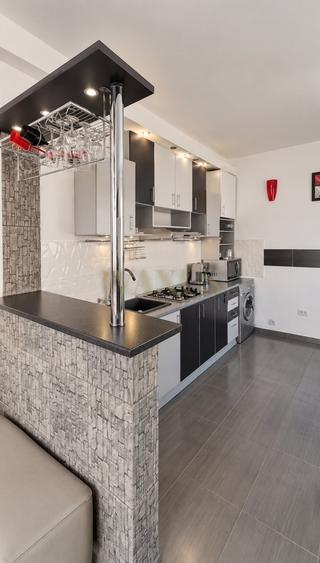 Apartament cu 2 camere semidecomandat, mobilat în Europa