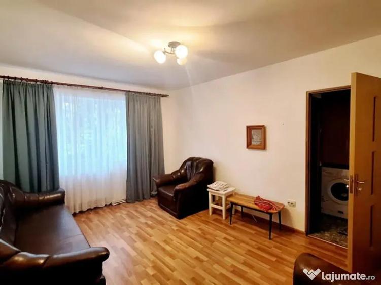 Apartament Cu 2 Camere Semidecomandate Zona Ultracentral - 1