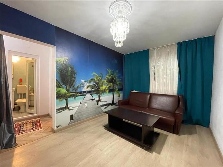 Apartament 3 camere de vanzare zona VEST Tulcea - 1