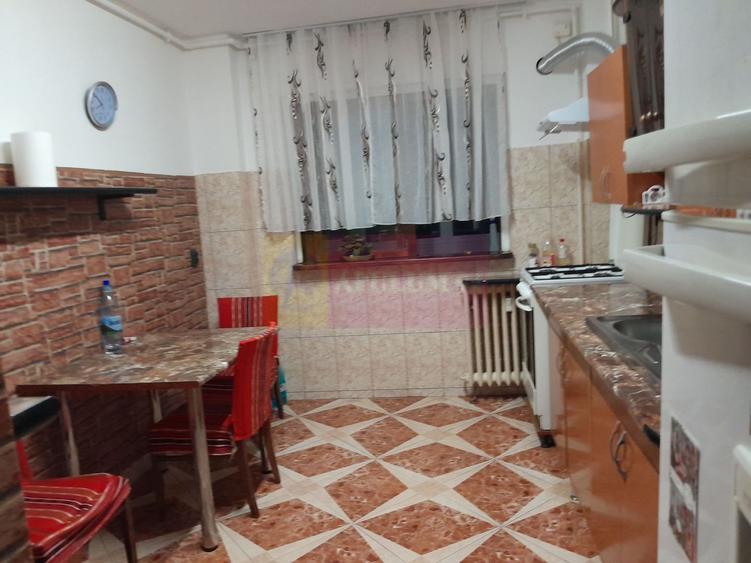 Inchiriere 2 cam Valea lunga - 400 eur - 23