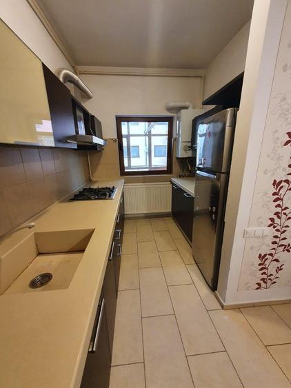 Otopeni, trei camere spatios si foarte primitor - 4