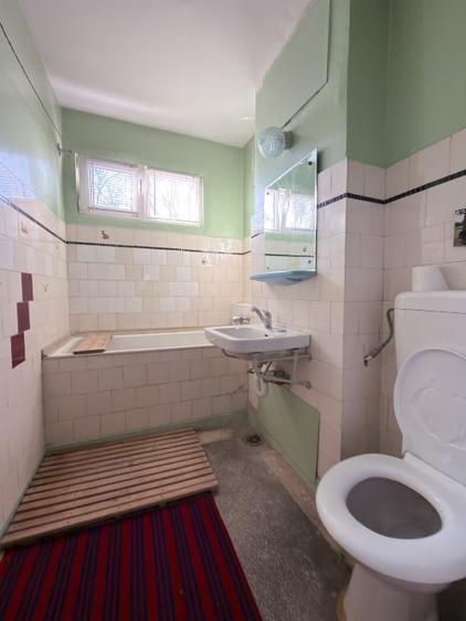 Apartament 2 camere, 48 mp, balcon închis, etaj 3/4, Cornișa – lângă Școala 10 - 10