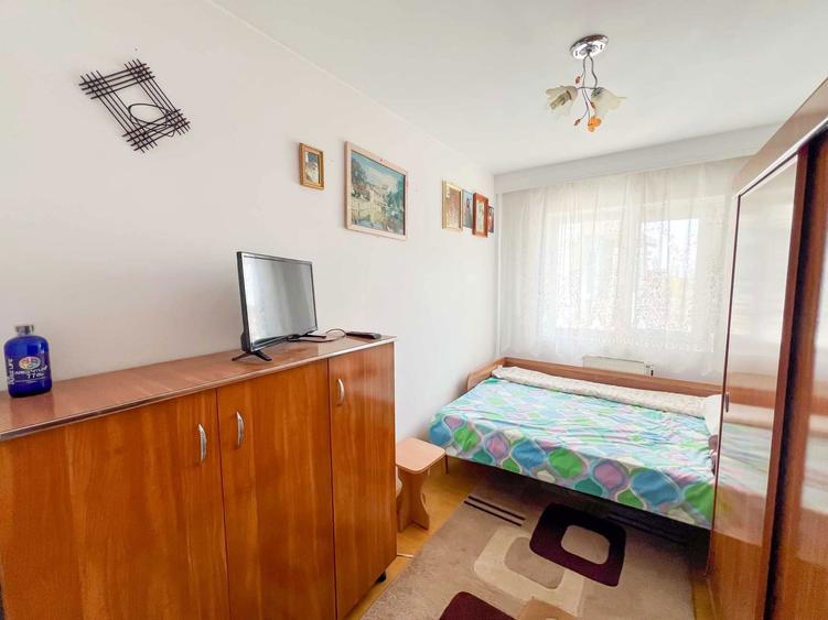 Apartament de vanzare, 3 camere, Semidecomandat, Mobilat & Utilat - 5