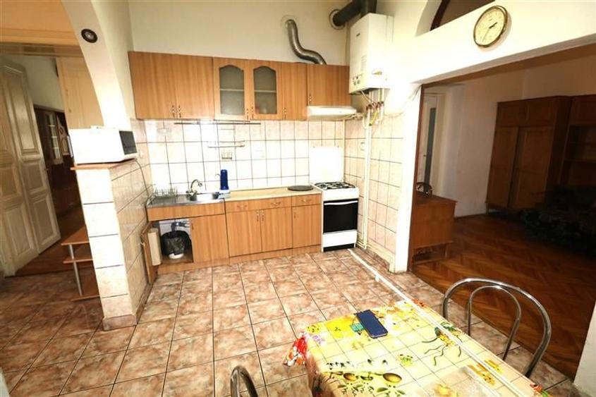 Apartament 3 camere  , centrala proprie , Central - 6