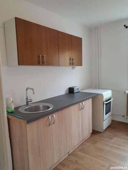 Inchiriez apartament cu 3 camere zona Bucovina - 4