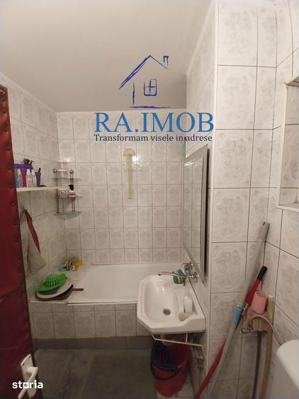 Apartament 3 camere, Blvd Republicii, et 8/10 - 88900 euro negociabil - 14