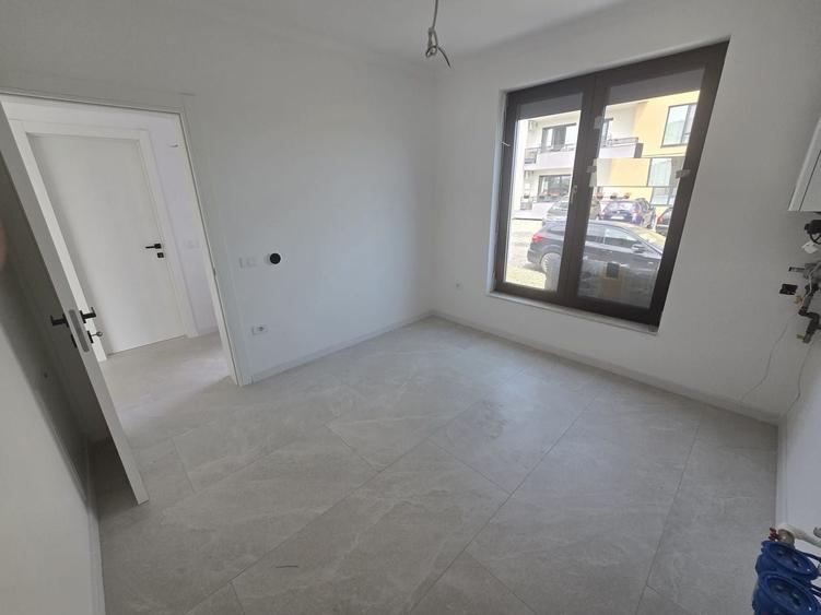 Duplex cu 4 camere cu Canalizare în Giroc