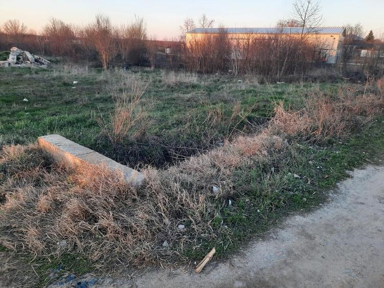 FARA COMISIOANE la sosea teren intravilan 7650mp utilitati aproape merita vazut - 1