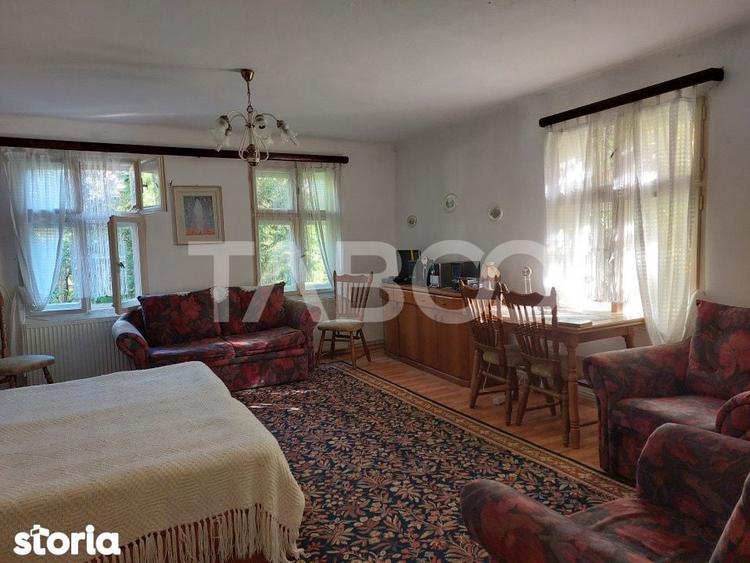 Casa de vanzare cu 2 apartamente separate si teren 500 mp Cisnadioara - 14