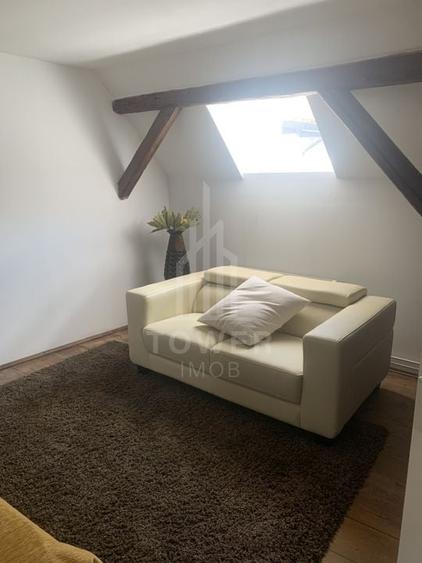 Casă în centrul Cisnădioarei cu 243mp de locuit și teren de 936mp - 2