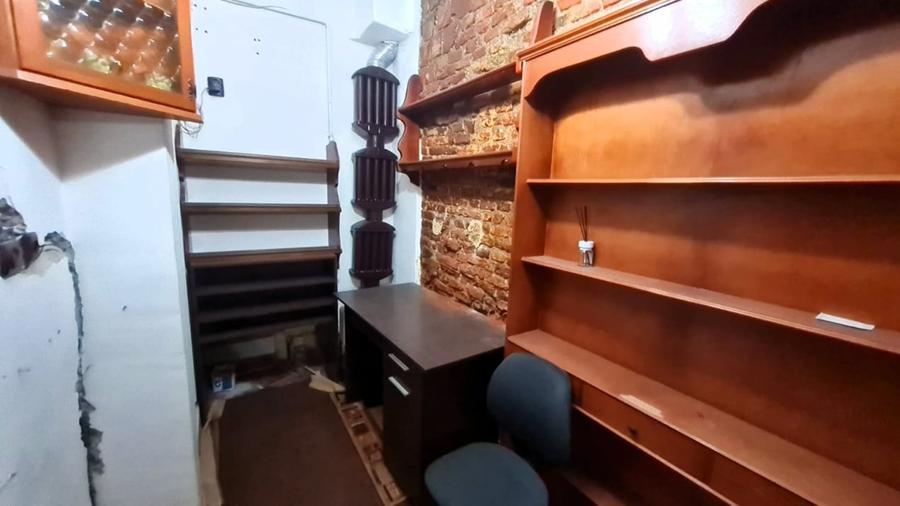 Spatiu comercial 40mp zona 9 Mai - 7