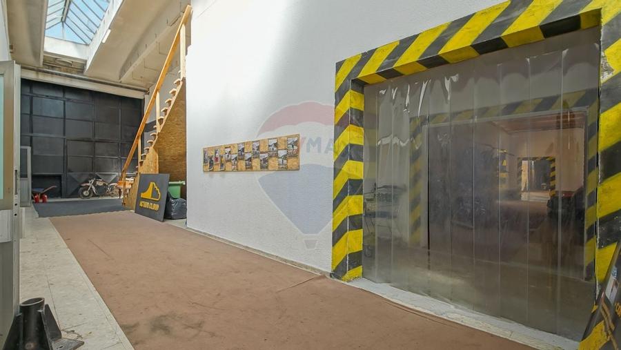Spatiu comercial de 2,491mp de vanzare in zona Bartolomeu - 15