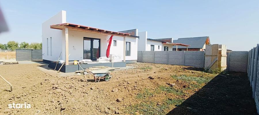 Casa Parter 3 camere/Com.Berceni/Comision 0 % - 8