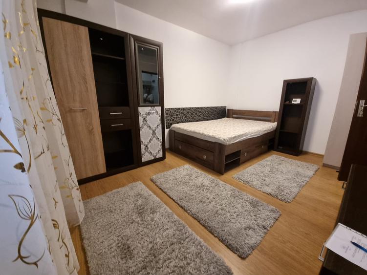 Garsoniera dec la 1 minut de metrou Dimitrie Leonida, loc parcare, libera - 1