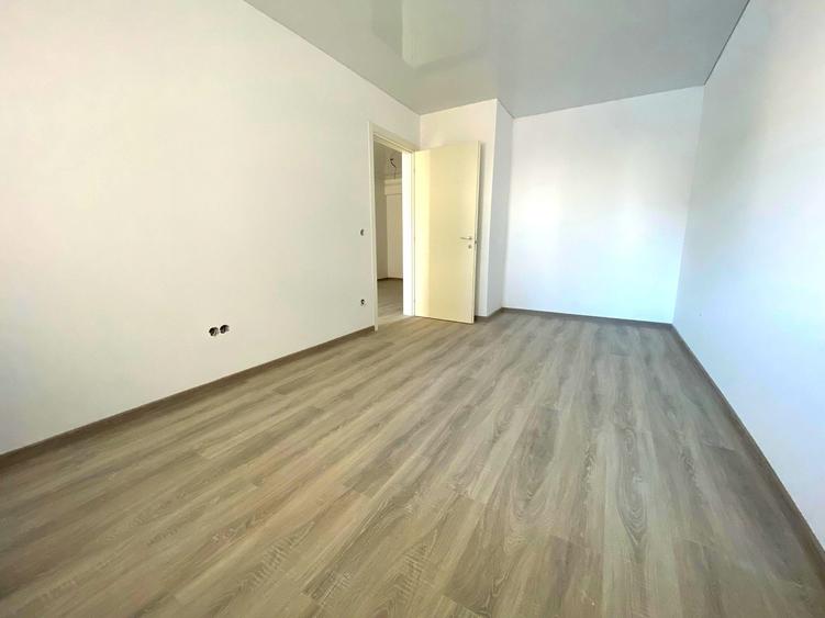 Ap.2 cam - Copou - Sadoveanu - bloc nou - mutare imediată - Tva 21% inclus - 6