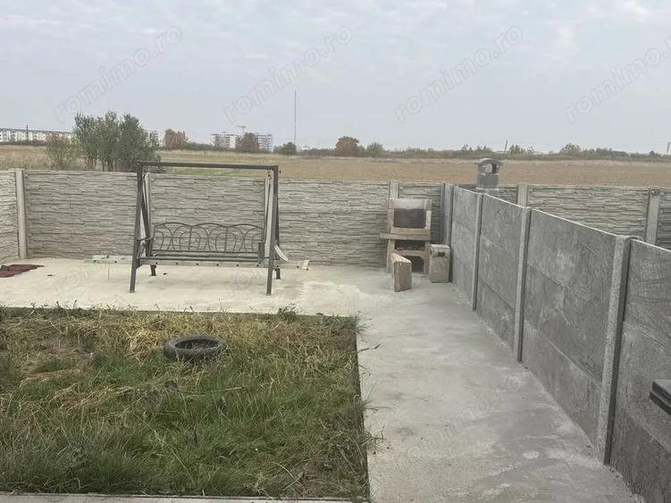 Casă cu 3 camere cu Teren 100 Mp în Giroc