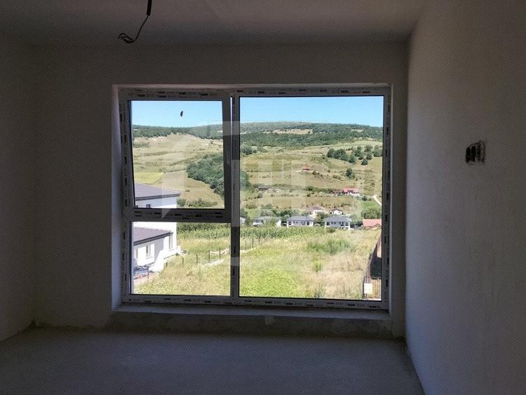 Casa  120 mp utili, terase  panoramice 40 mp, garaj - 6