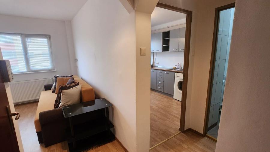 Garsoniera mobilata si utilata, etaj 2, Triaj 320 - 6