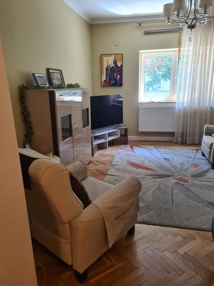 Calea Dorobantilor, Liceu I.L. Caragiale - 1