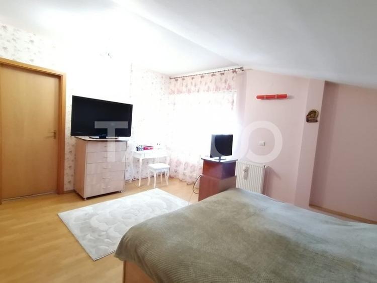 Casa individuala 6 camere de vanzare 250 mpu 361 mp teren zona Lupeni - 1