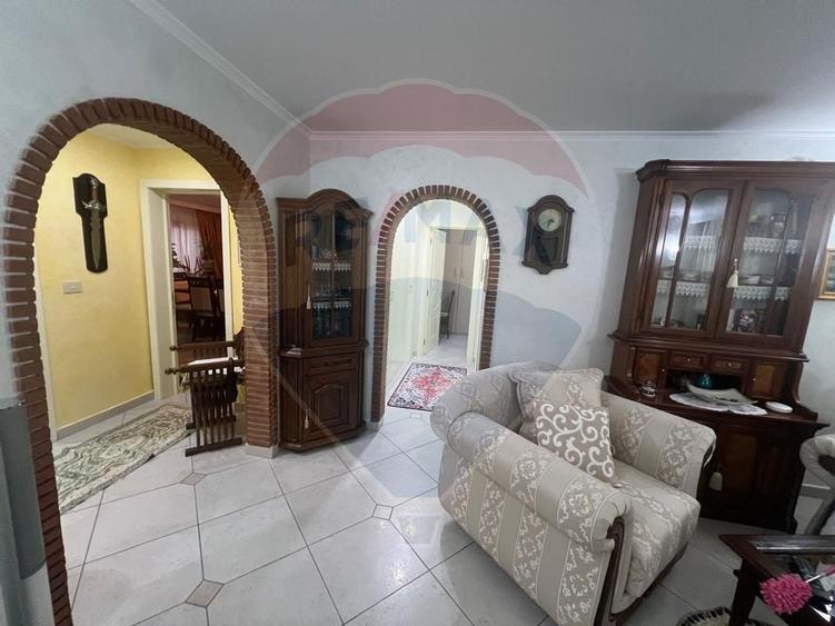 Apartament cu 4 camere de vanzare in zona Exterior Est - 15