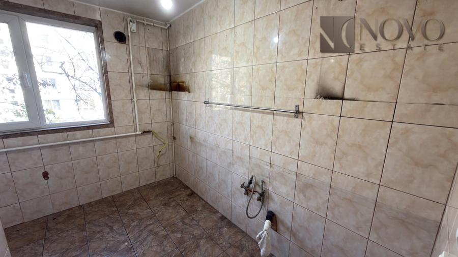 Apartament 4 camere 2 bai decomandat zona Ozana | 1 Decembrie 1918 - 4