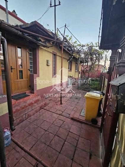 Casă individuală= 96.5mp, caramida • Zona Palas