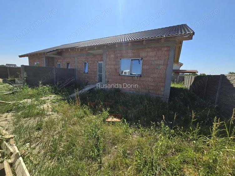 Duplex pe parter de vanzare in Mosnita Veche 3 camere - 105.000 Euro!