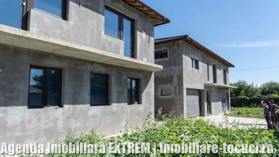 Casa cu 8 camere ?i 800 mp curte, la ro?u, in Tecuci - 3