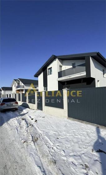 Casa de 4 camere la doar cateva minute fata de STB - 1