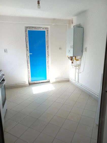 apt 3 cam decomandate+boxa 75 mp,str Roma - 9