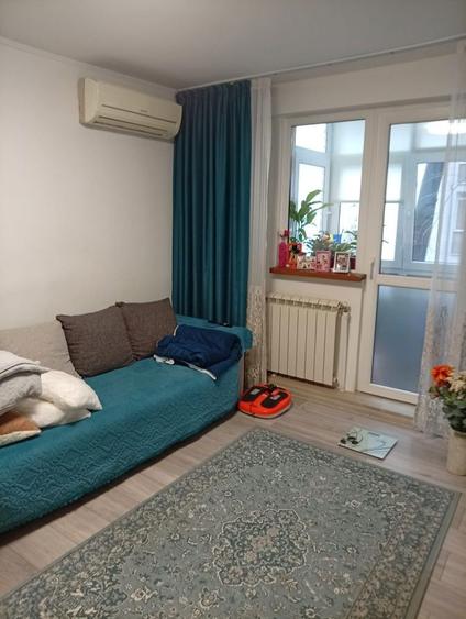 Vand apartament 3 camere ,direct propietar. - 1