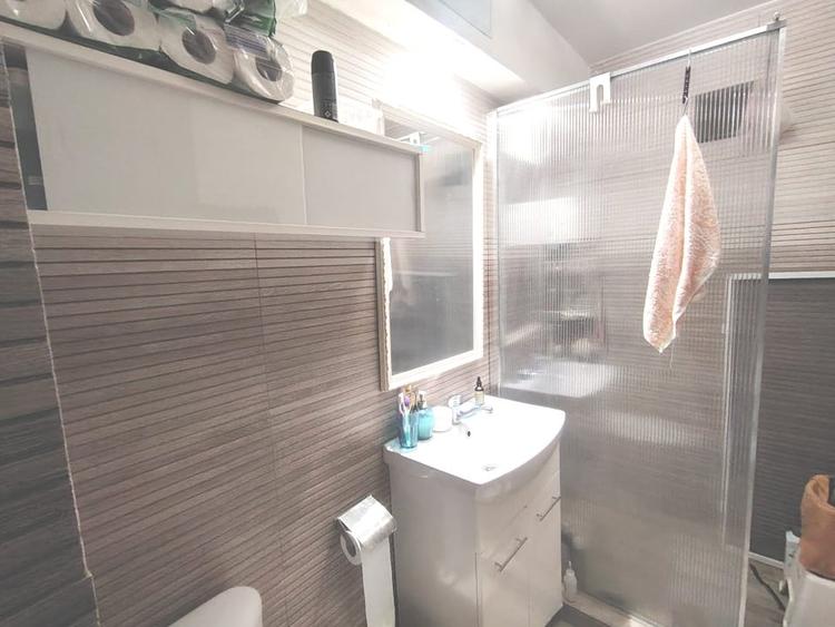 apartament semidecomandat 3 camere - 4